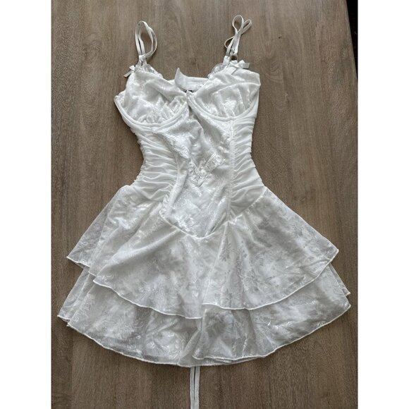 Outcast NWT Euphoria Mini Dress in White Size XS Lace Corset - Picture 3 of 10